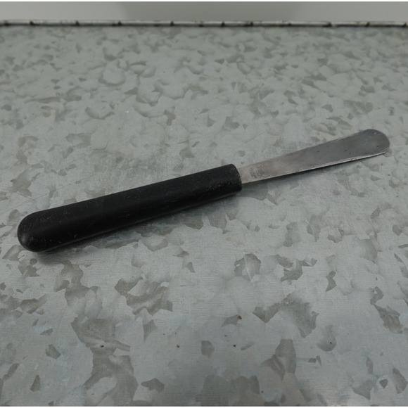 Pampered Chef Other - Pampered Chef Retired Avacado Knife Black Handle Kitchen Tool